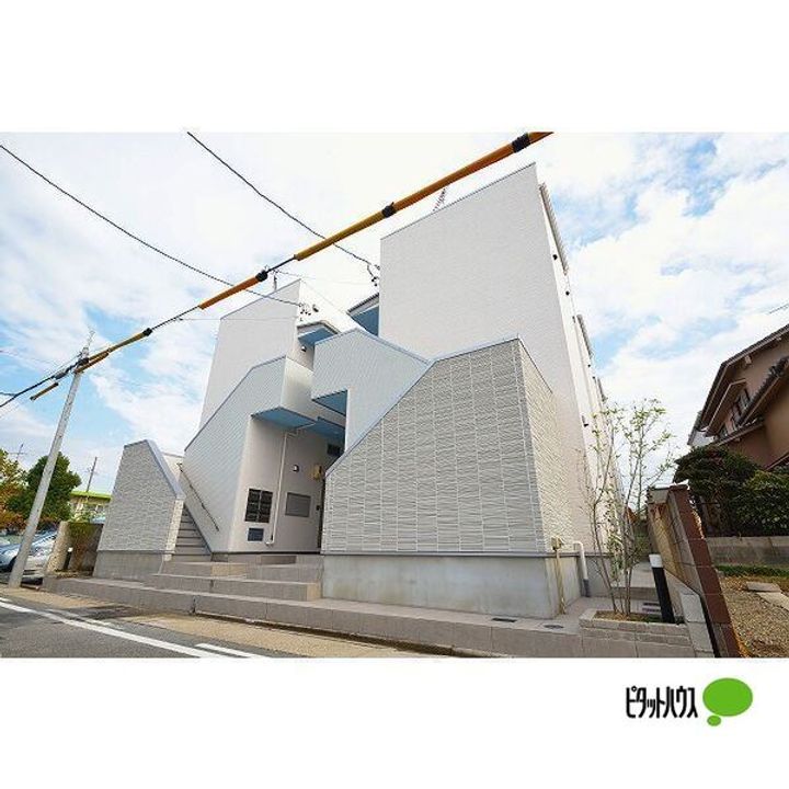 CRASTINE芝町(クラスティーネシバマチ)の外観