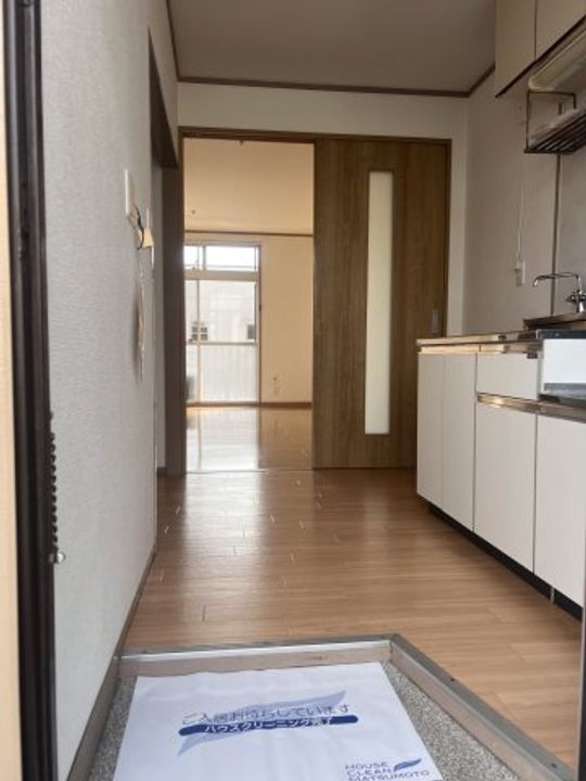 安藤ハイツ202の玄関