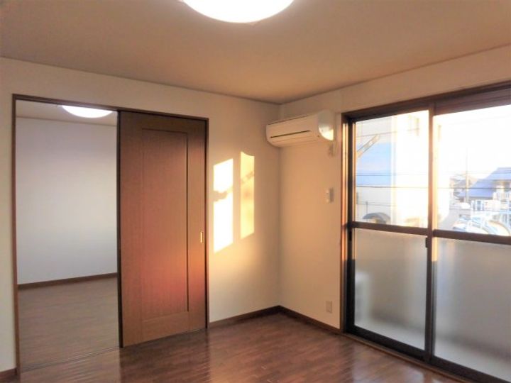 シェトワボヌール A棟の居間