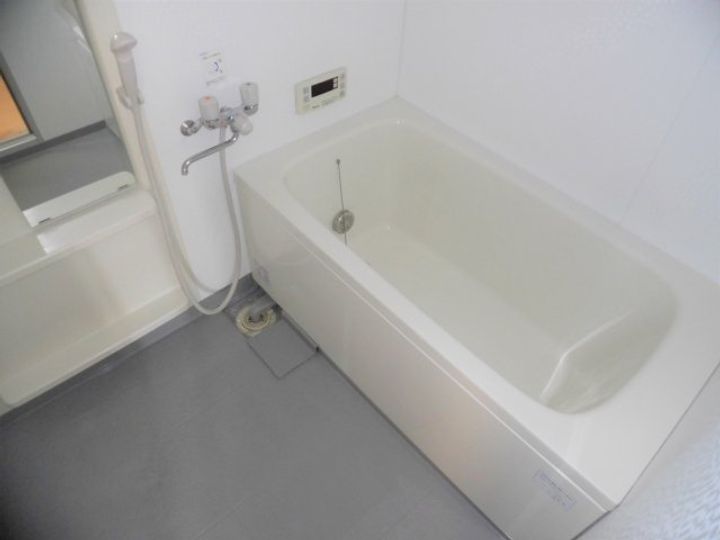 アクシス三本木の風呂