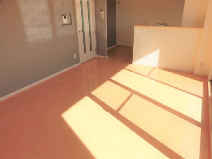 アクシス三本木の居間