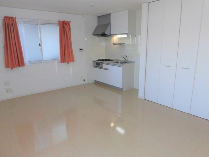 レセンテ花水木Aの居間