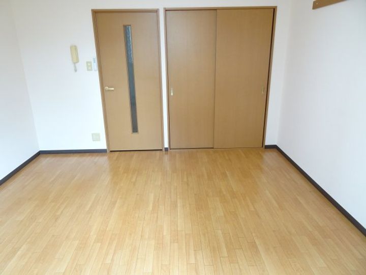 Is-FLAT103の内装