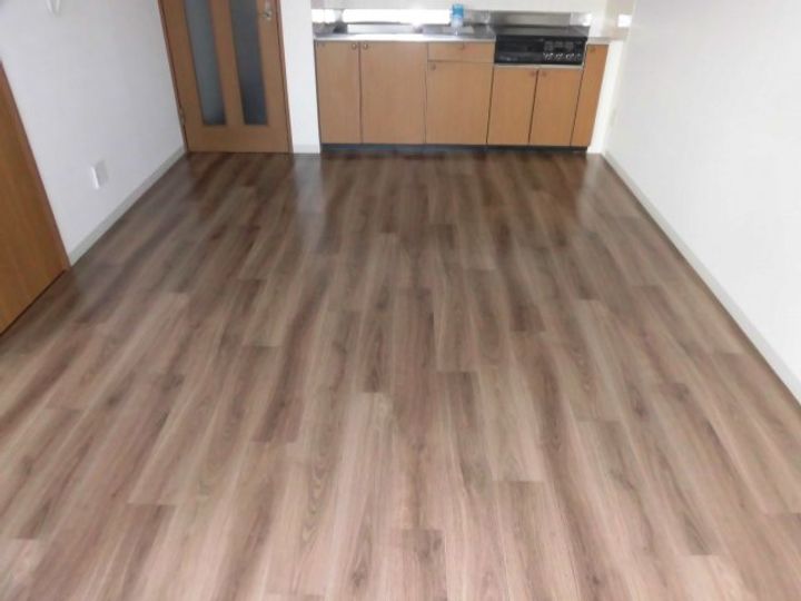 アプレシェ502の居間