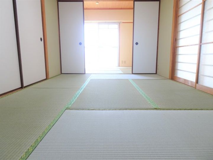 第2コーポ村下の内装