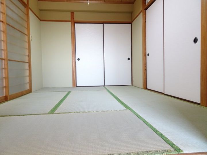 第2コーポ村下の内装