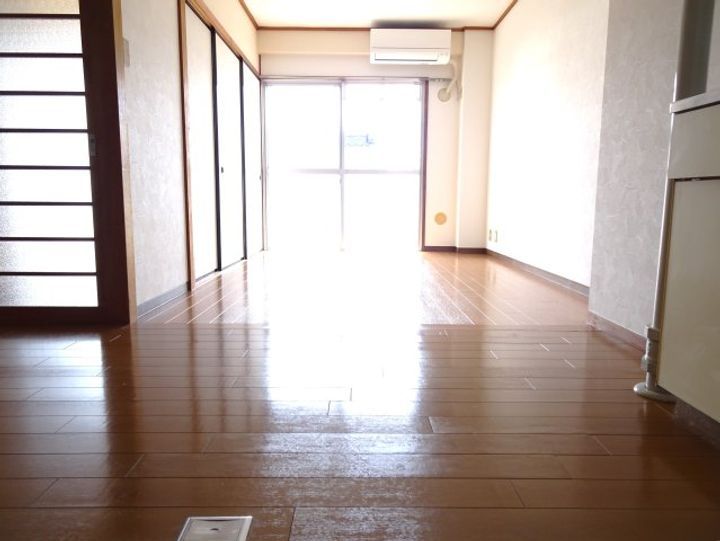 カーサプリメールの内装