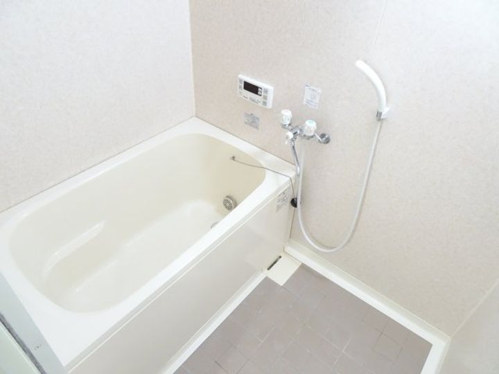 アンシュレール大井の風呂