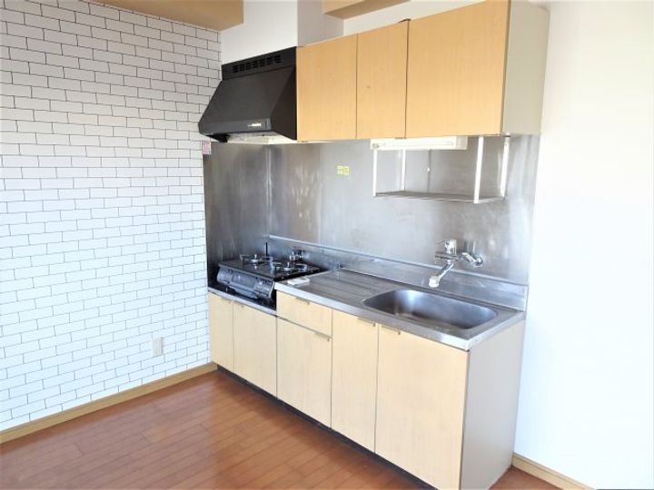 アクアポリスランドマーク2000B8のキッチン