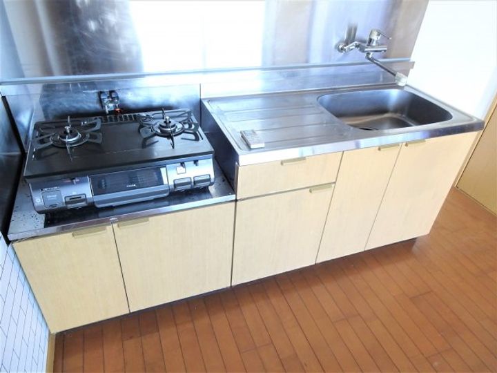 アクアポリスランドマーク2000B8のキッチン