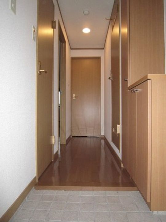 ゴールド フォレストの玄関