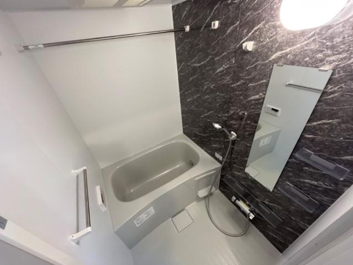 ケセラセラ ムーンの風呂