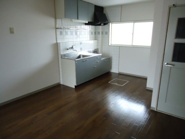 フォートレス21B00102の居間