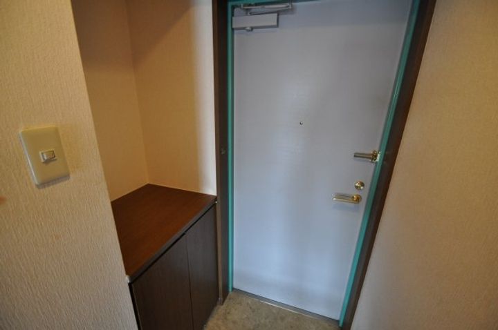 メゾン・ド・ファミーユの玄関