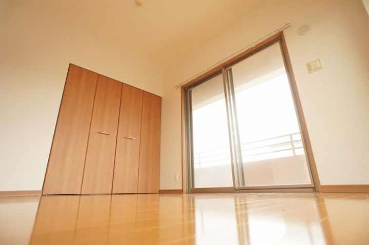 アストリア905の寝室