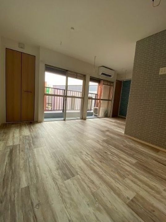 蓮葉マンションの居間