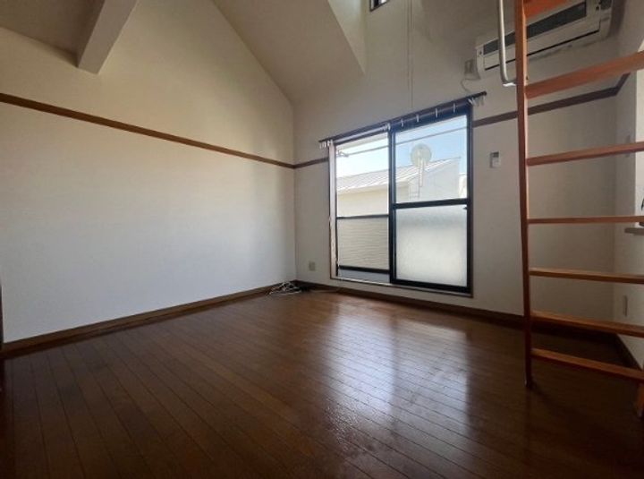 エスペランサK・Nの居間