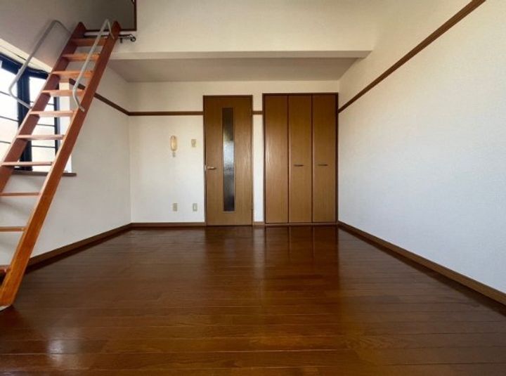 エスペランサK・Nの居間