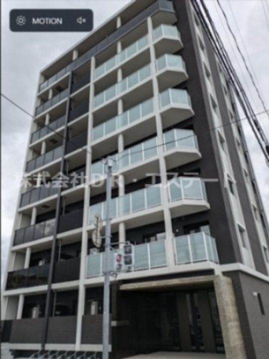 Alivis諸岡の外観