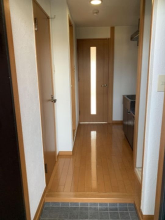 リッツ諸岡5の玄関