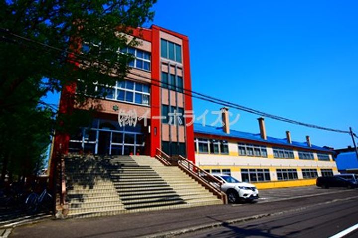 カーサベルデ琴似の周辺