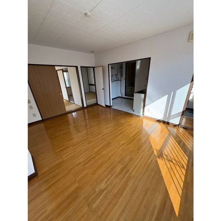 レジデンス信和201の内装