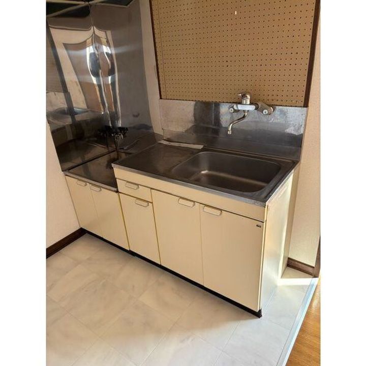 レジデンス信和201のキッチン