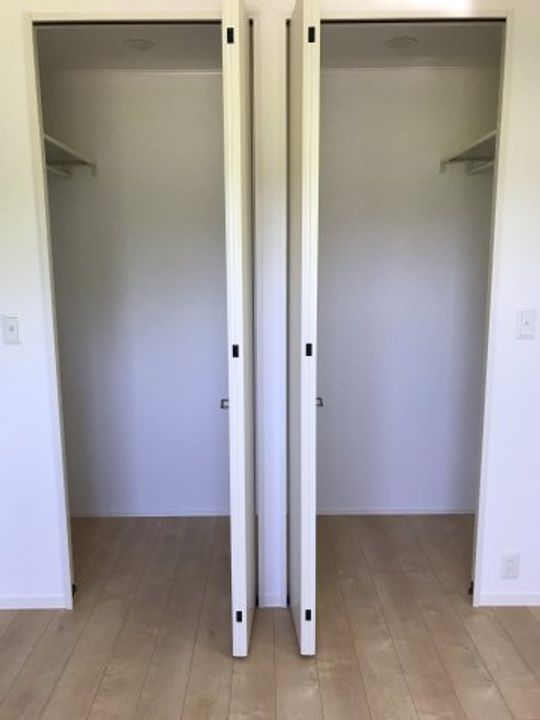 サンハピネス築地102の玄関