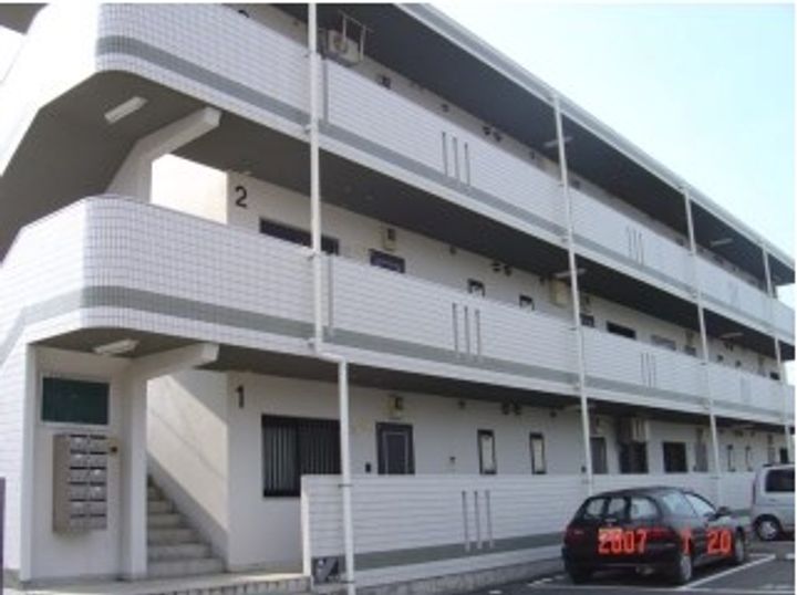 ロイヤルハイツⅡ301の外観