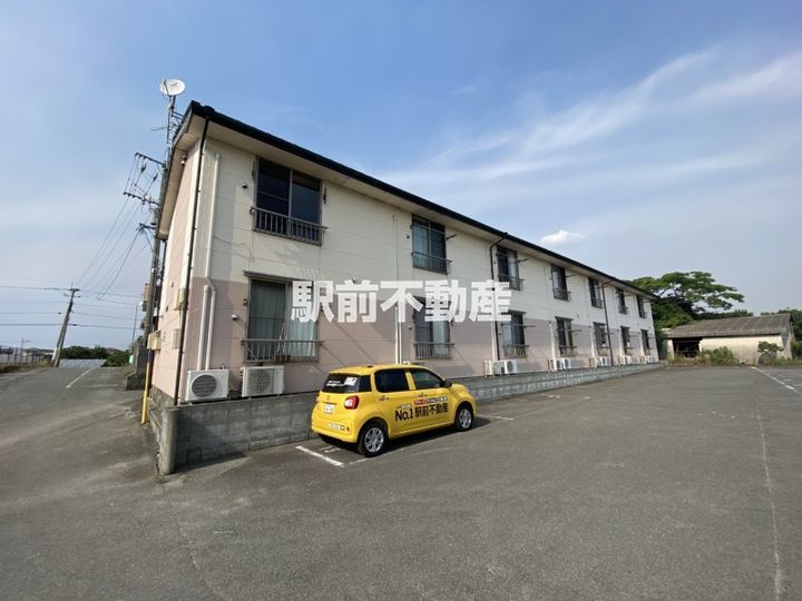 福岡県筑後市熊野の賃貸アパートの外観