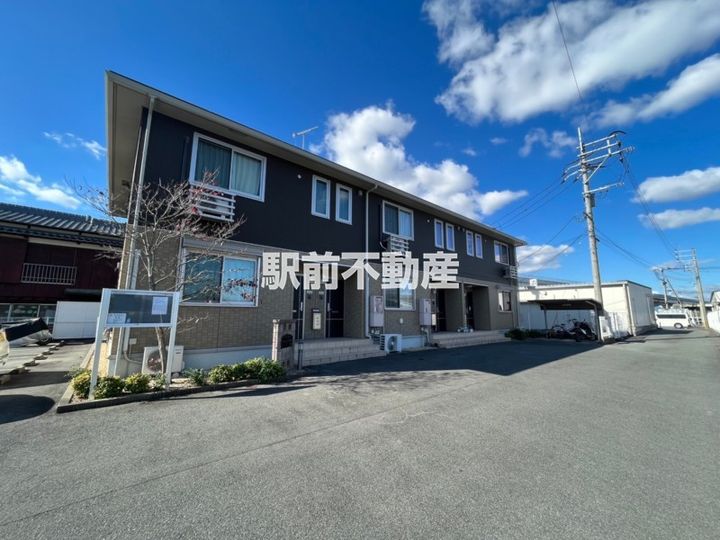 ヴァンクール幡保102の外観