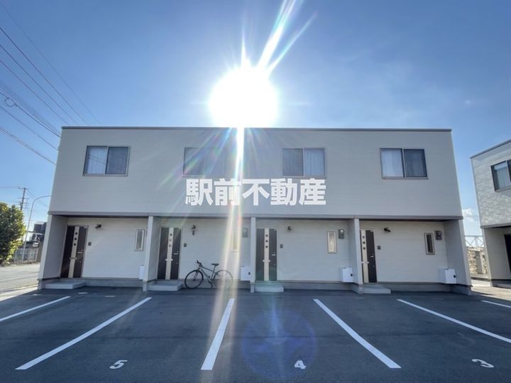 メゾン リヴィエールB棟109の外観