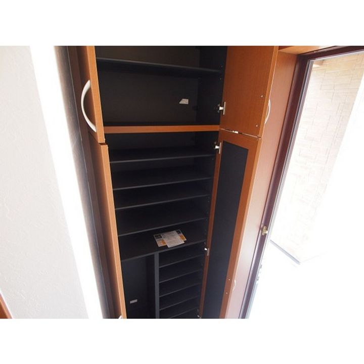 ベルメゾン102の玄関