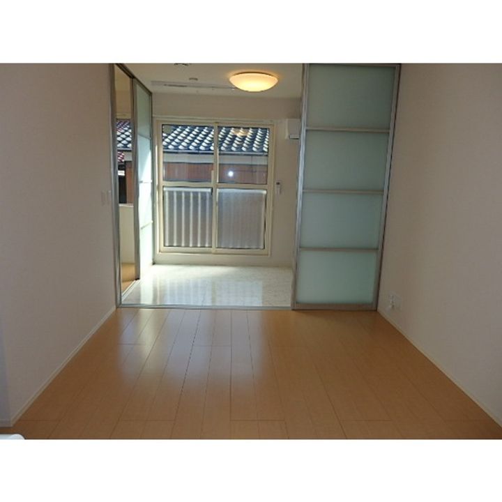 グランメール西岐波.202の居間