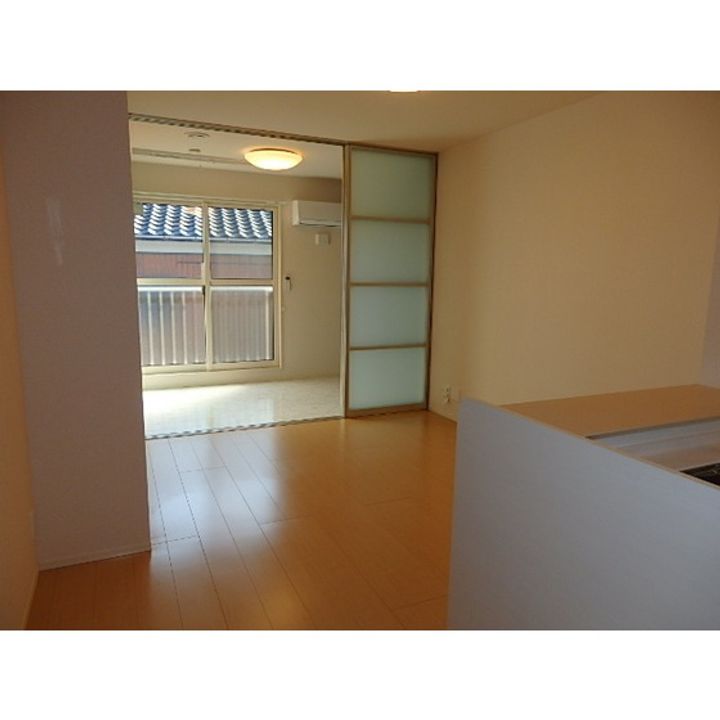 グランメール西岐波.202の居間