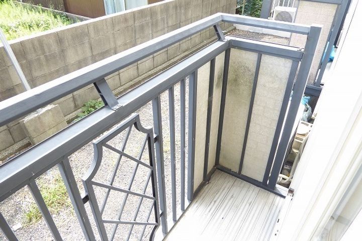 ヴィレッタ宮地町106の玄関