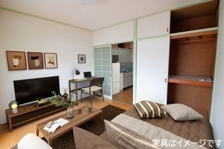 ルミエール泉202の居間