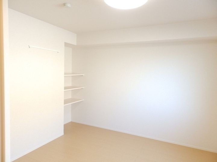 ベルヴィル カメリアB棟.102の居間
