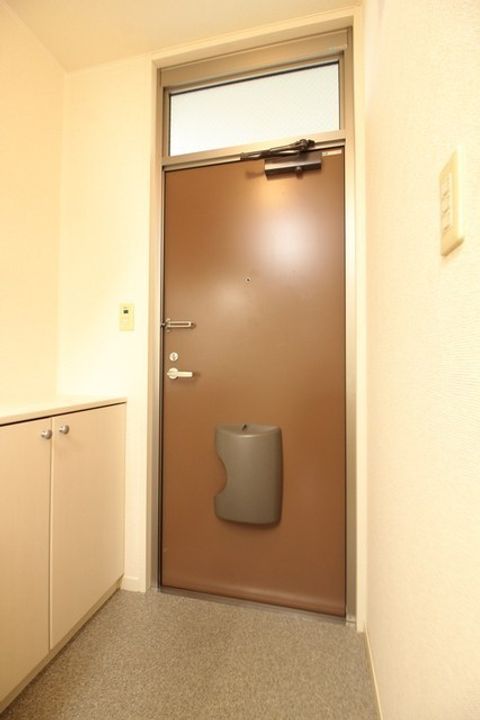 バリーヒルズ浜田101の玄関