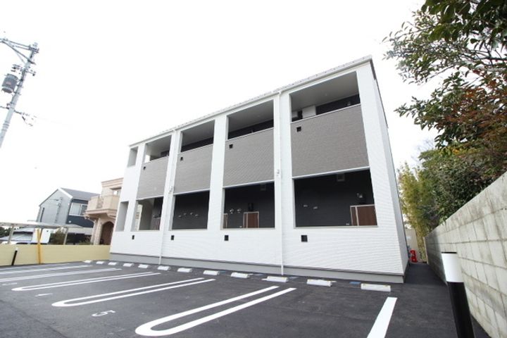 カテリーナ神宮前2014の外観