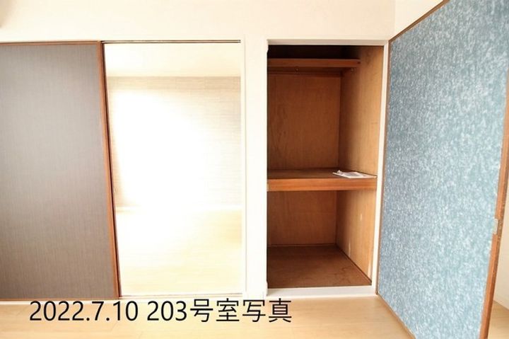ヴィレッタ松山町103の内装