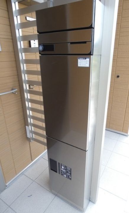 TORISIAなぎ103の玄関