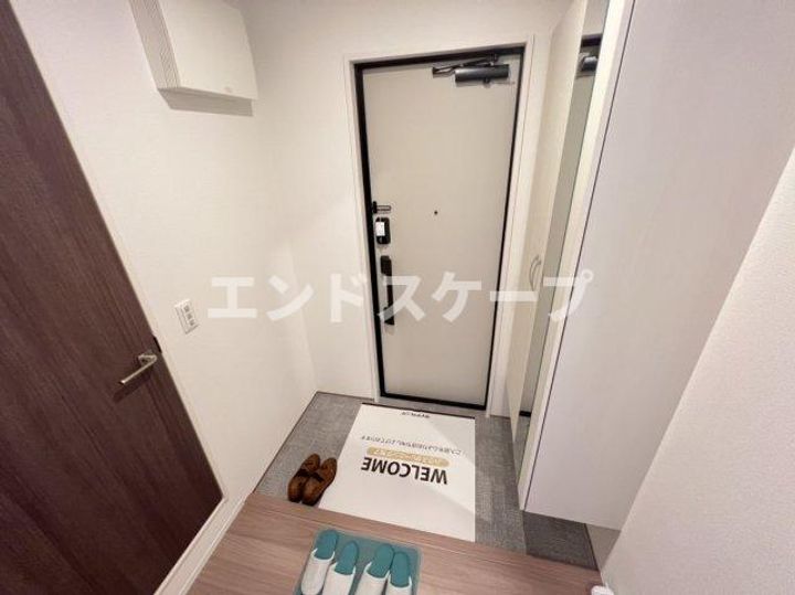 スリーライン高崎の玄関
