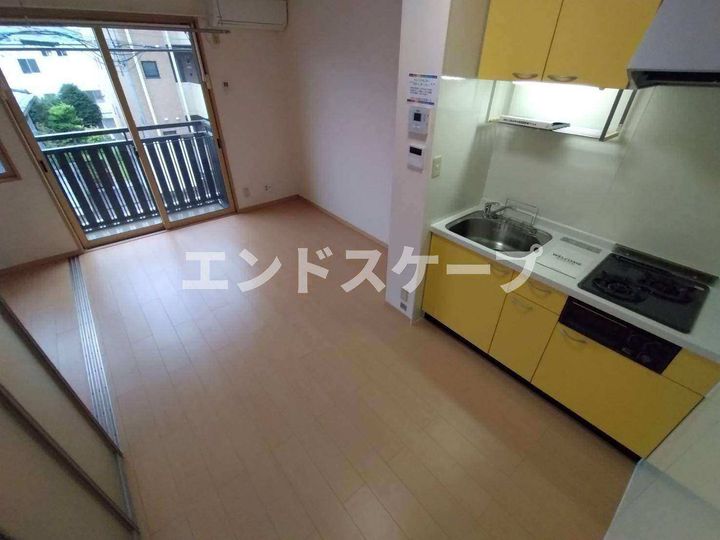 メゾン染谷川の居間