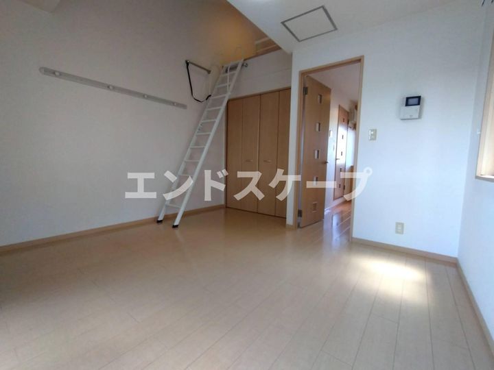 クレアール205の居間