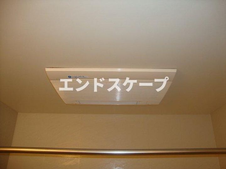 モデルナ江木の内装