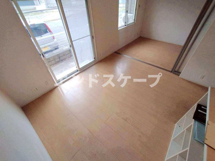 オンブラージュの居間