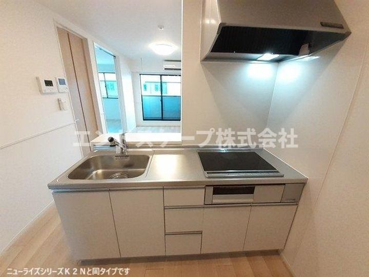 モンテリザイア藤岡 Ⅱのキッチン