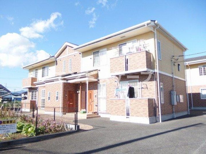 アンソレイエ Bの外観