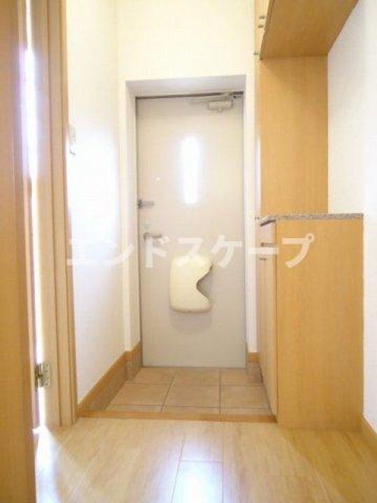 アンソレイエ Bの玄関